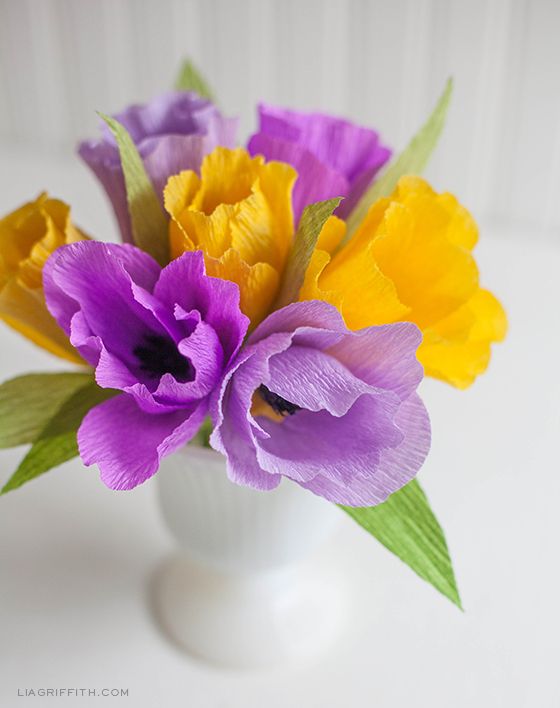 12 Paper Flowers That Look Real