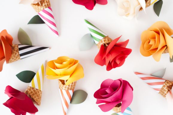 12 Paper Flowers That Look Real