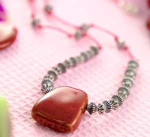 Stylish Natural Necklaces, Earrings & Bracelet Stylish Natural Necklaces, Earrings & Bracelet