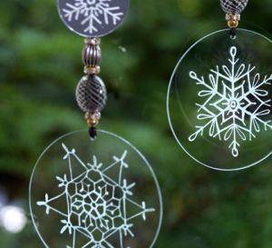 Engraved Glass Christmas Decorations Engraved Glass Christmas Decorations