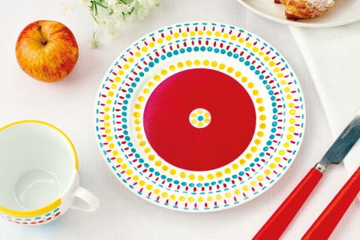 Transform Crockery with Easy Painting Transform Crockery with Easy Painting