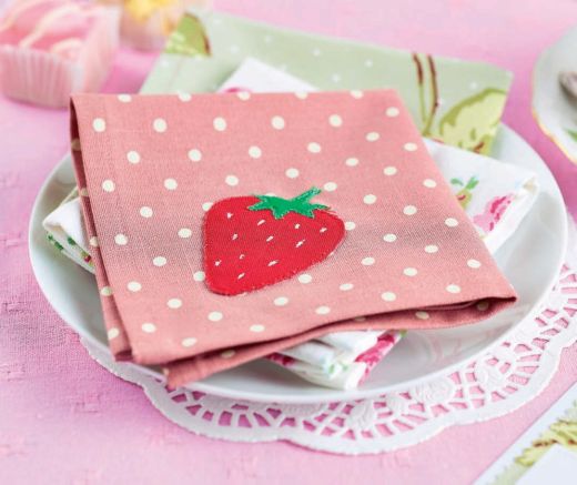 Strawberry Tea Set Strawberry Tea Set