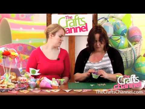 How to make decorative cupcake cases How to make decorative cupcake cases