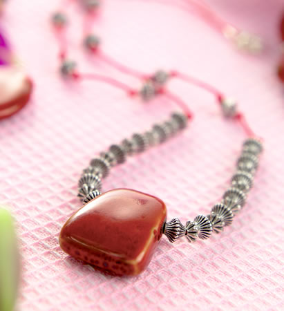 Stylish Natural Necklaces, Earrings & Bracelet Stylish Natural Necklaces, Earrings & Bracelet