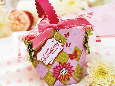 Paper Weaving Gift Basket Tutorial Paper Weaving Gift Basket Tutorial