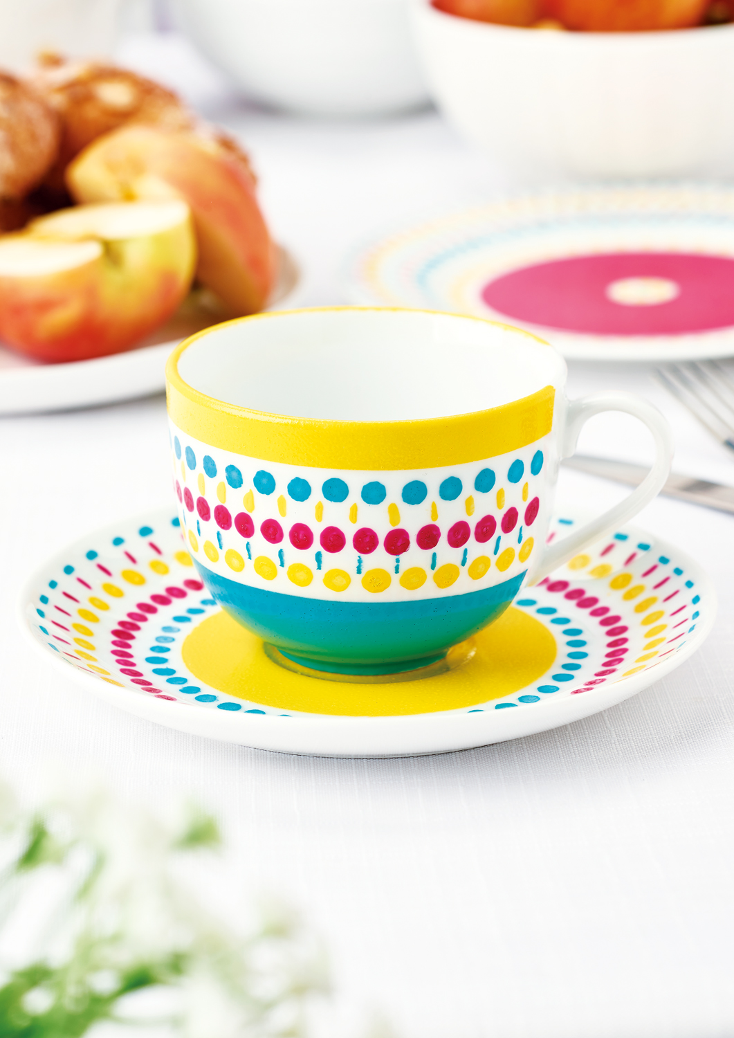 Transform Crockery with Easy Painting Transform Crockery with Easy Painting