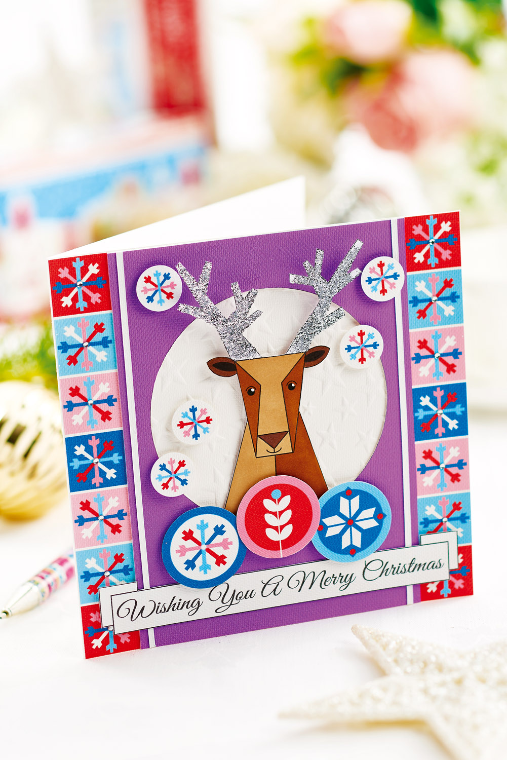 Jolly Papercraft Reindeer Jolly Papercraft Reindeer