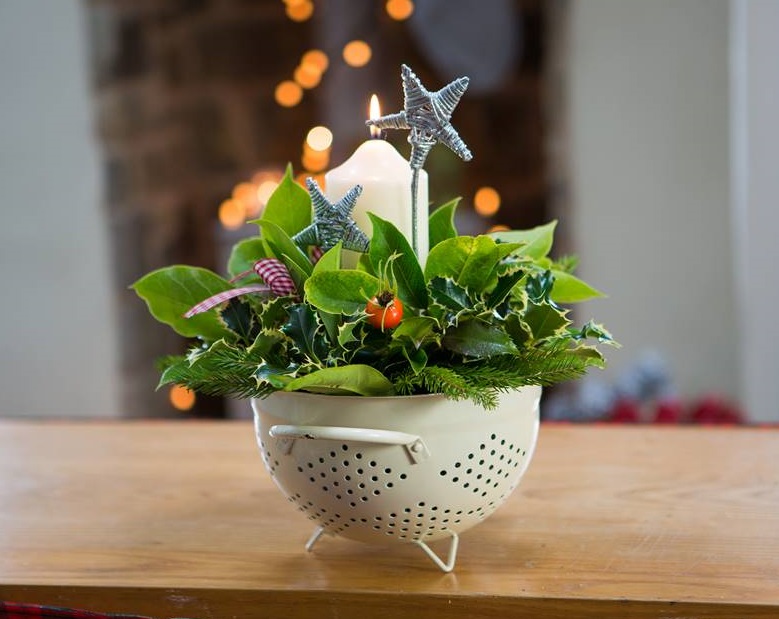 Christmas Colander Centrepiece Christmas Colander Centrepiece