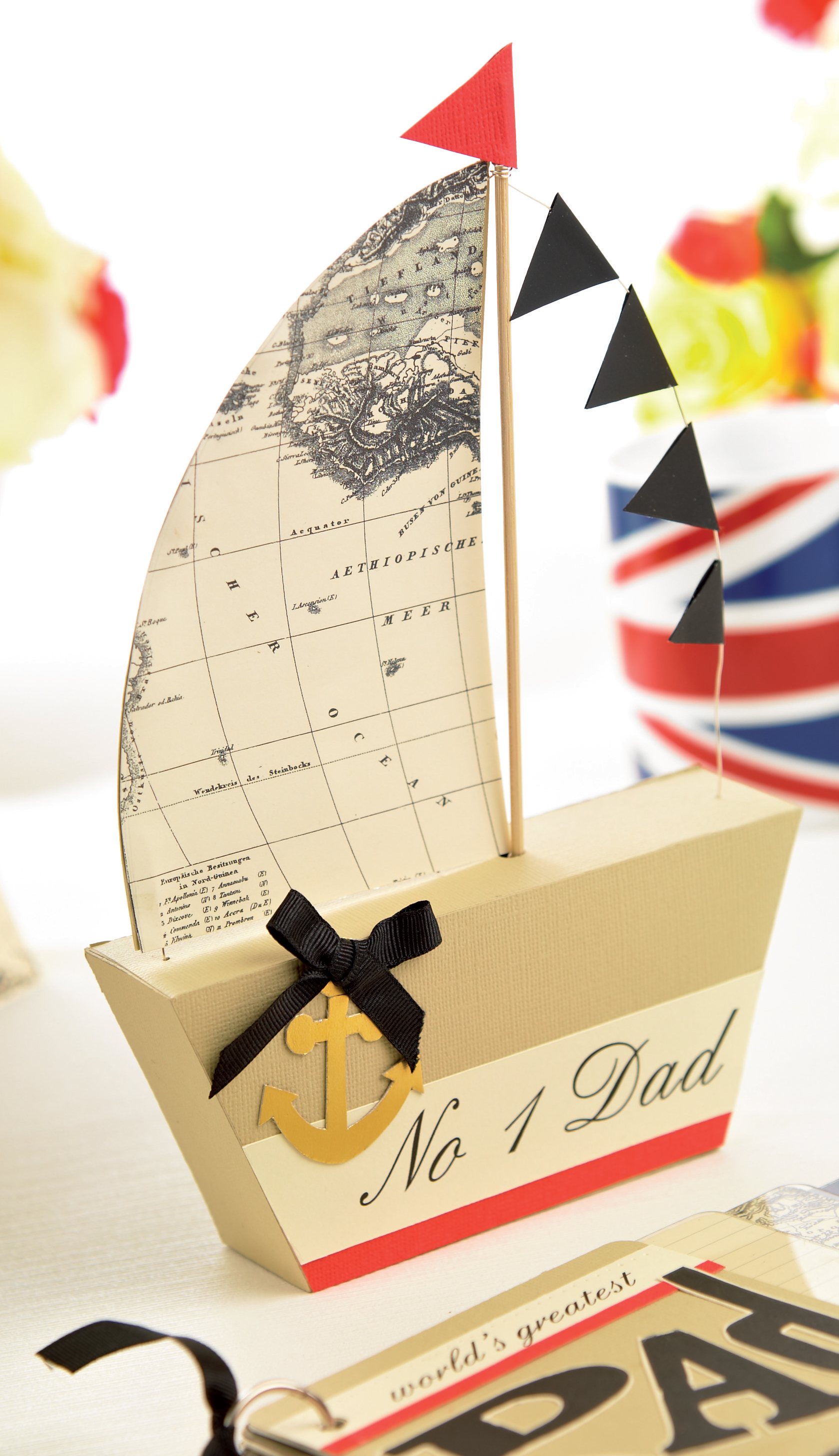 Travel-Themed Father’s Day Gifts Travel-Themed Father’s Day Gifts