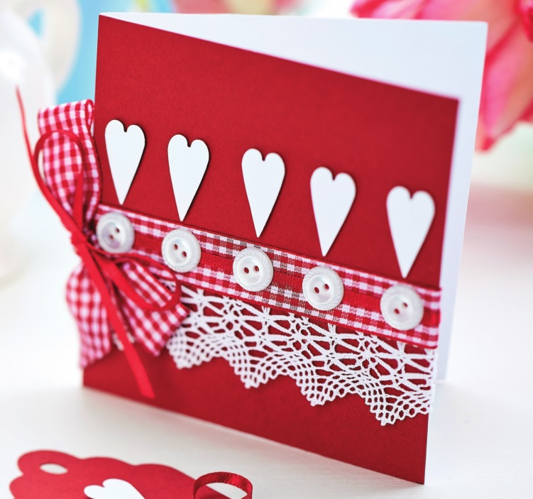 Simple Tartan & Lace Valentine’s Day Card Simple Tartan & Lace Valentine’s Day Card
