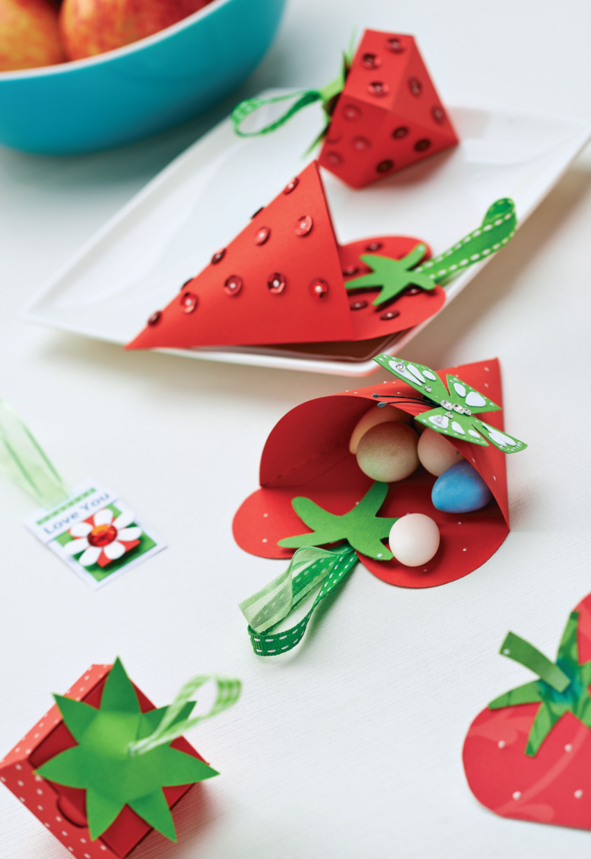 Papercraft Strawberries Papercraft Strawberries