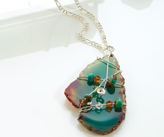 Dyed Agate Necklace Dyed Agate Necklace