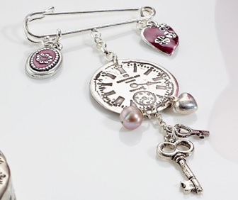 Stop The Clock Kilt Pin Stop The Clock Kilt Pin