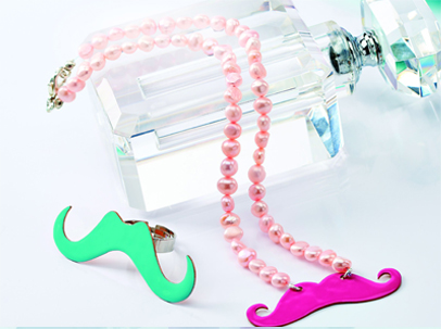 Make Moustache Pendant Make Moustache Pendant
